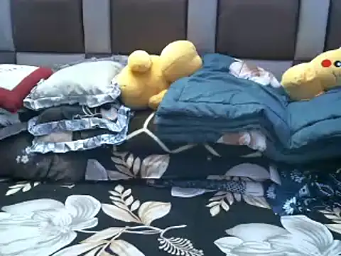 Tiny lusty online show from 12/02/24, 06:16