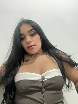 Sofi-James online show from 01/01/25, 04:29