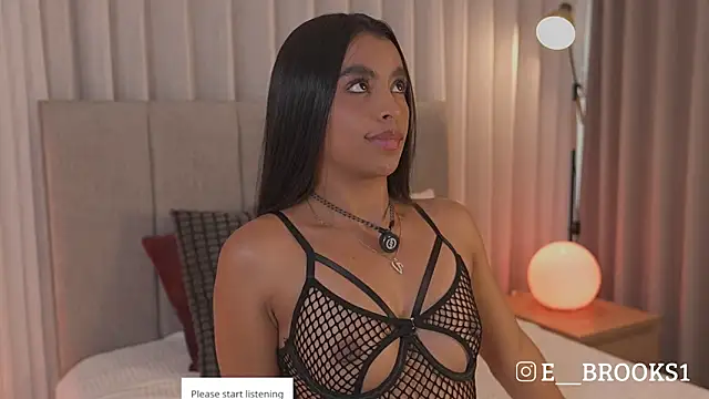 emma brooks1 online show from 05/01/26, 07:19