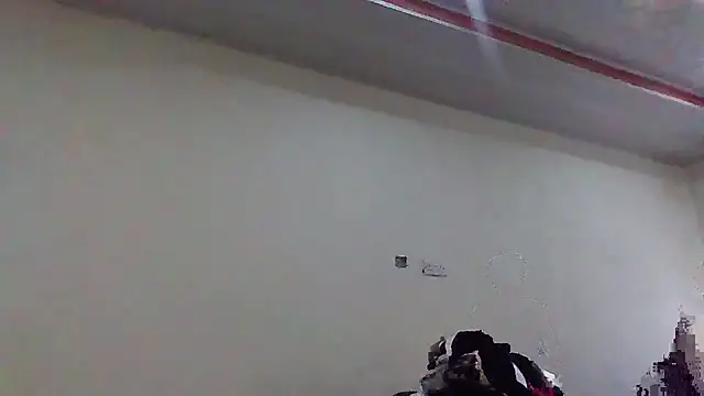 Snapshot of sweets_80 chatting on 05/15/26, 02:59 sweets 80 online show from 05/15/26, 02:59
