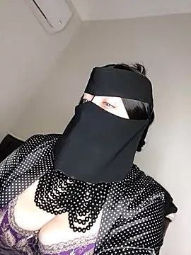 -Arab milf- online show from 02/24/25, 07:52
