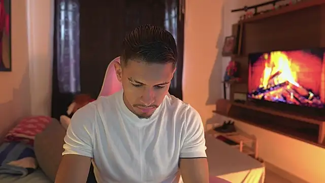 Aaronfox x online show from 05/11/26, 02:45