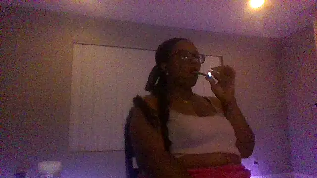 Snapshot of KittyKayla chatting on 10/06/25, 06:58 KittyKayla online show from 10/06/25, 06:58