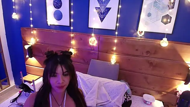 brigiitte rohan online show from 12/05/25, 03:38