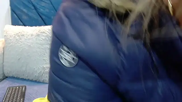 NathaliaSmith3x online show from 10/16/25, 05:27