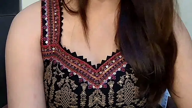 MIss-Naina online show from 10/25/25, 07:29