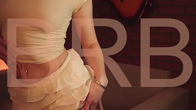 EllieCutes online show from 11/03/25, 05:12