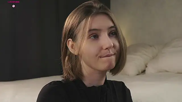 MeghanElson online show from 04/14/26, 12:43