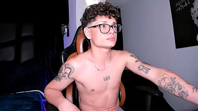 LexieandNate online show from 02/24/25, 02:51