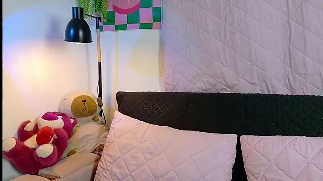 LexieandNate online show from 12/15/25, 02:39