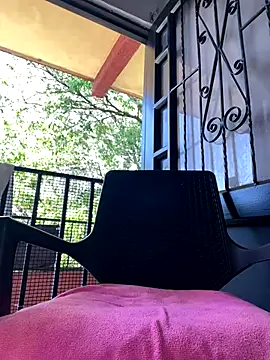 Snapshot of Goddess_Naughty chatting on 09/10/25, 02:49 Goddess Naughty online show from 09/10/25, 02:49