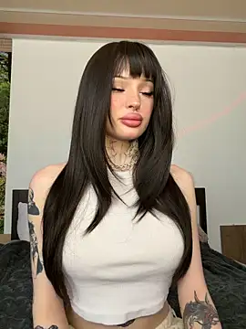 madelinexx online show from 04/06/26, 09:32