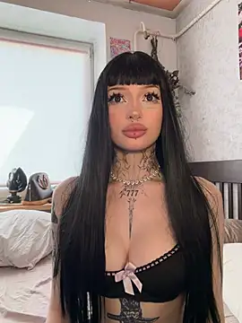 madelinexx online show from 05/28/26, 10:54