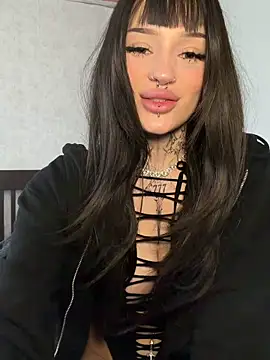 madelinexx online show from 05/10/26, 02:08
