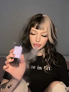 madelinexx online show from 11/03/25, 11:14