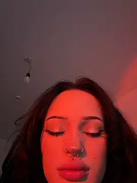 madelinexx online show from 02/03/26, 12:10