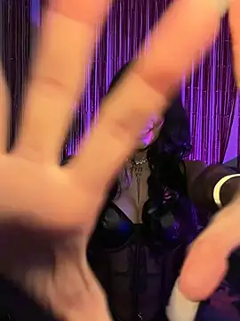 madelinexx online show from 01/15/26, 08:18