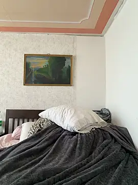 madelinexx online show from 04/15/26, 11:59