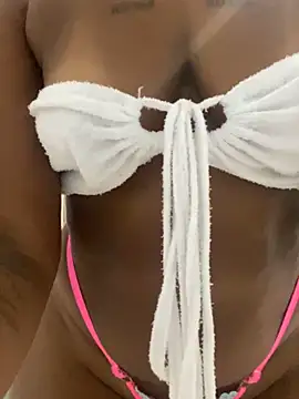 eumorena44 online show from 03/19/25, 06:23