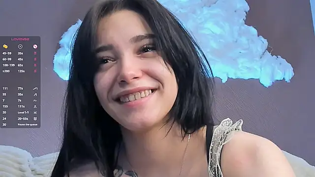 Snapshot of WildaBendell chatting on 03/18/25, 05:33 WildaBendell online show from 03/18/25, 05:33