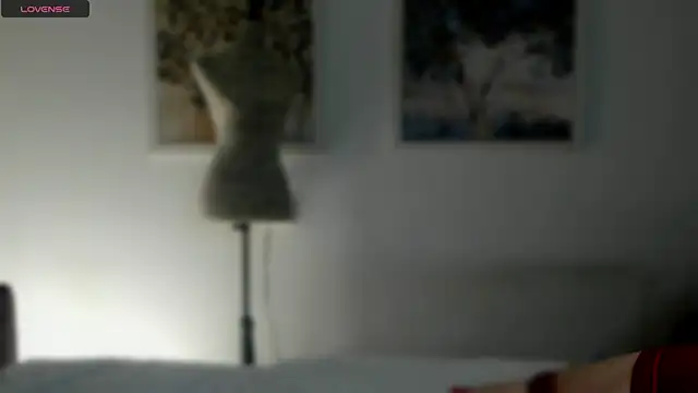 Snapshot of WildaBendell chatting on 03/21/25, 01:23 WildaBendell online show from 03/21/25, 01:23