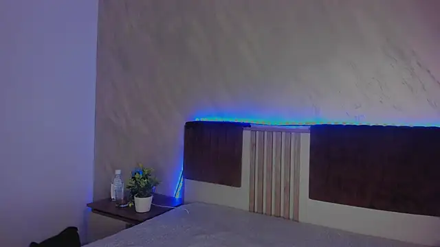 AliyaWade  online show from 10/25/25, 03:17