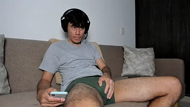 Huge latin cock online show from 11/10/25, 10:15