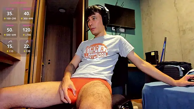 Huge latin cock online show from 07/03/26, 11:11