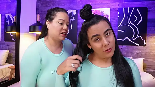 DanyAndAlexa online show from 10/22/25, 01:10