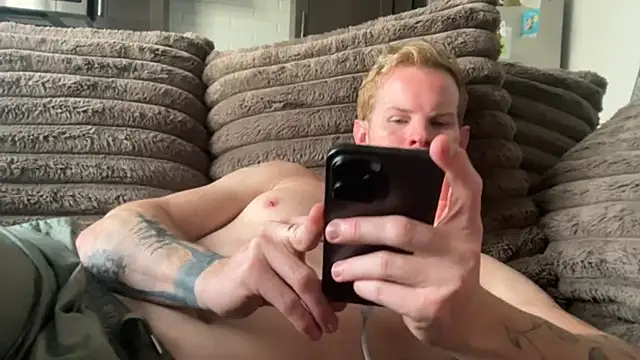 crossfitterguy87 online show from 10/05/25, 03:47