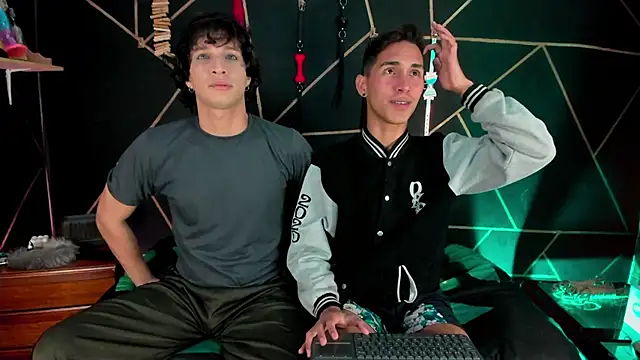 MillersKink online show from 12/03/25, 04:35