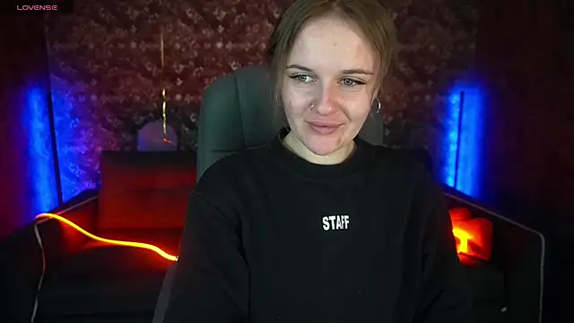 MaribelRiverr  online show from 03/10/25, 06:49