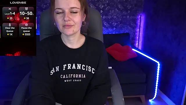 MaribelRiverr  online show from 03/13/25, 10:26