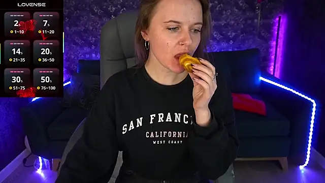 MaribelRiverr  online show from 03/16/25, 09:27