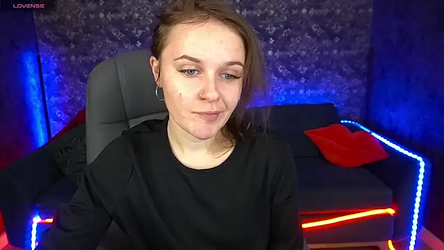 MaribelRiverr  online show from 02/28/25, 06:43