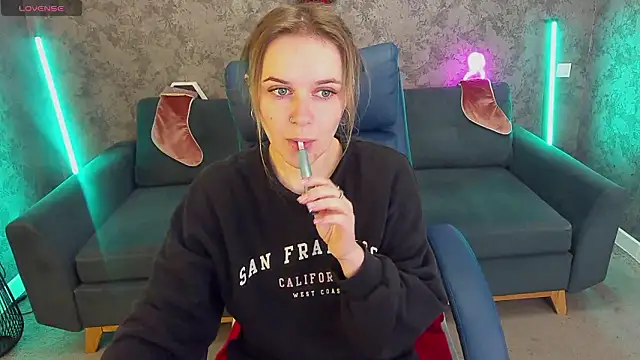 MaribelRiverr  online show from 01/17/26, 06:39