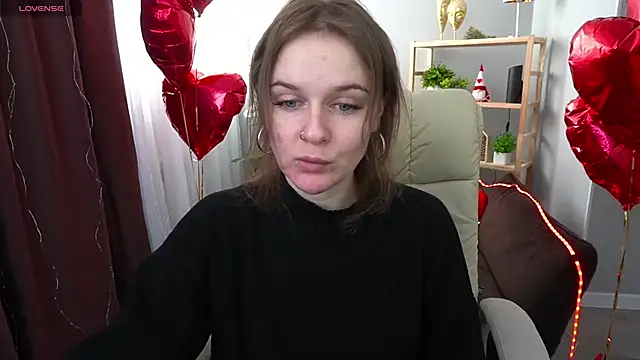 MaribelRiverr  online show from 02/24/25, 06:27