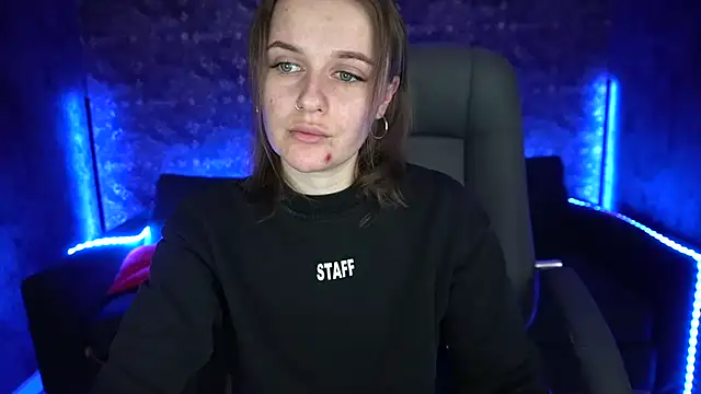 MaribelRiverr  online show from 03/04/25, 09:29