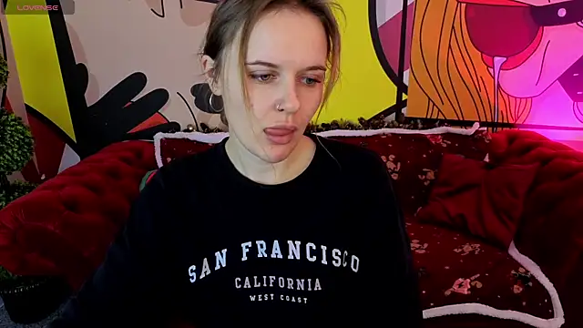 MaribelRiverr  online show from 12/16/25, 06:39