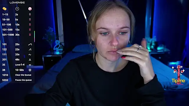 MaribelRiverr  online show from 09/16/25, 05:52