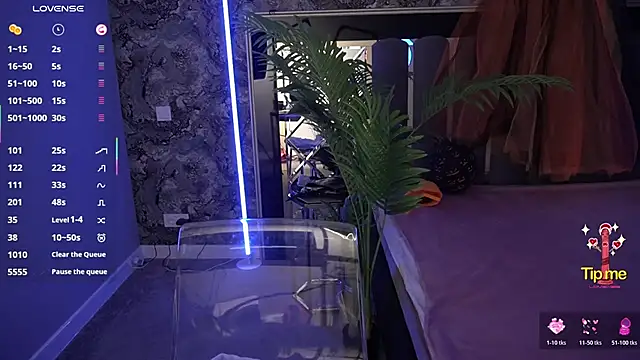 MaribelRiverr  online show from 10/31/25, 06:43