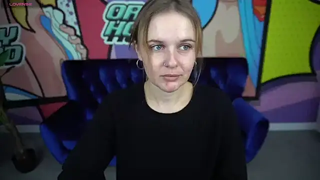 MaribelRiverr  online show from 10/20/25, 05:42