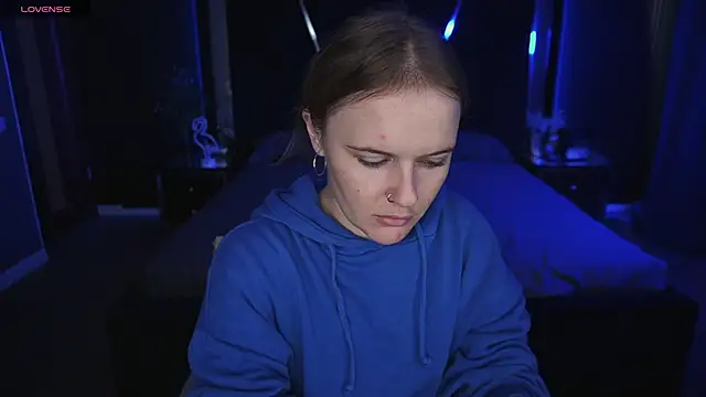 MaribelRiverr  online show from 09/29/25, 05:47