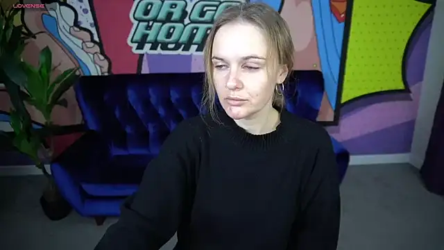 MaribelRiverr  online show from 10/19/25, 05:54