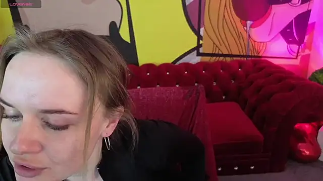 MaribelRiverr  online show from 04/13/26, 05:44