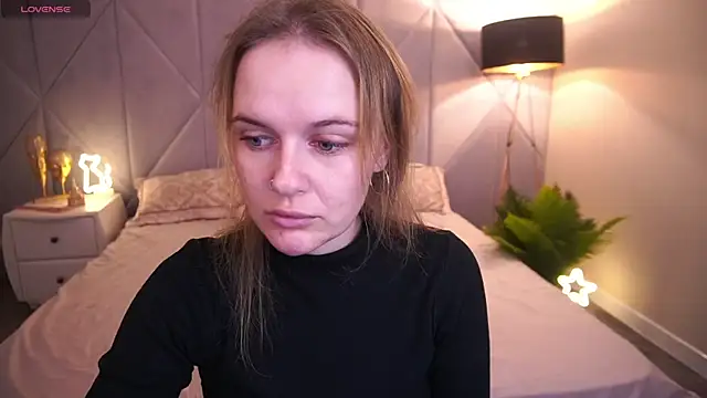 MaribelRiverr  online show from 11/10/25, 06:51