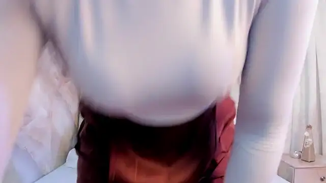 Snapshot of Jaslyn__Smith chatting on 02/21/26, 05:04 Jaslyn Smith online show from 02/21/26, 05:04