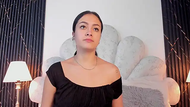 Jaslyn  Smith online show from 04/13/26, 05:06