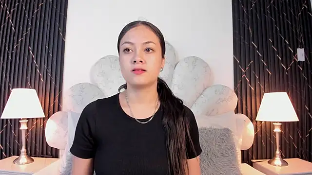 Jaslyn  Smith online show from 05/05/26, 05:16