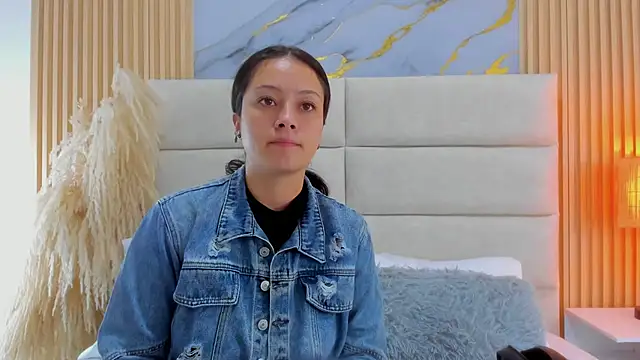 Jaslyn  Smith online show from 03/24/26, 12:05